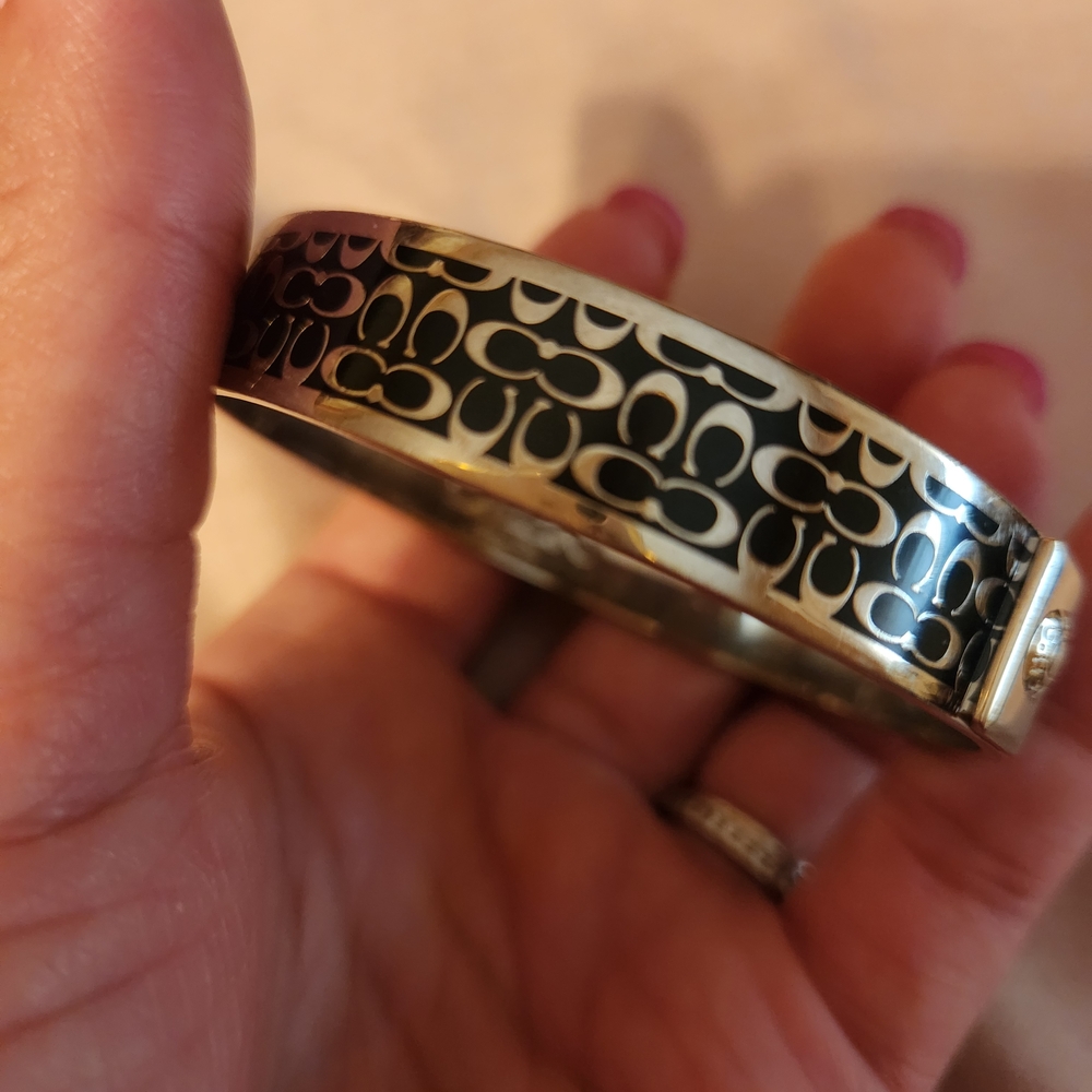 Elegant Black and Silver Bangle Bracelet